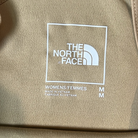 The North Face Women’s Dune Sky Tanklette Racerback Cropped Tank Top - Picture 6 of 6